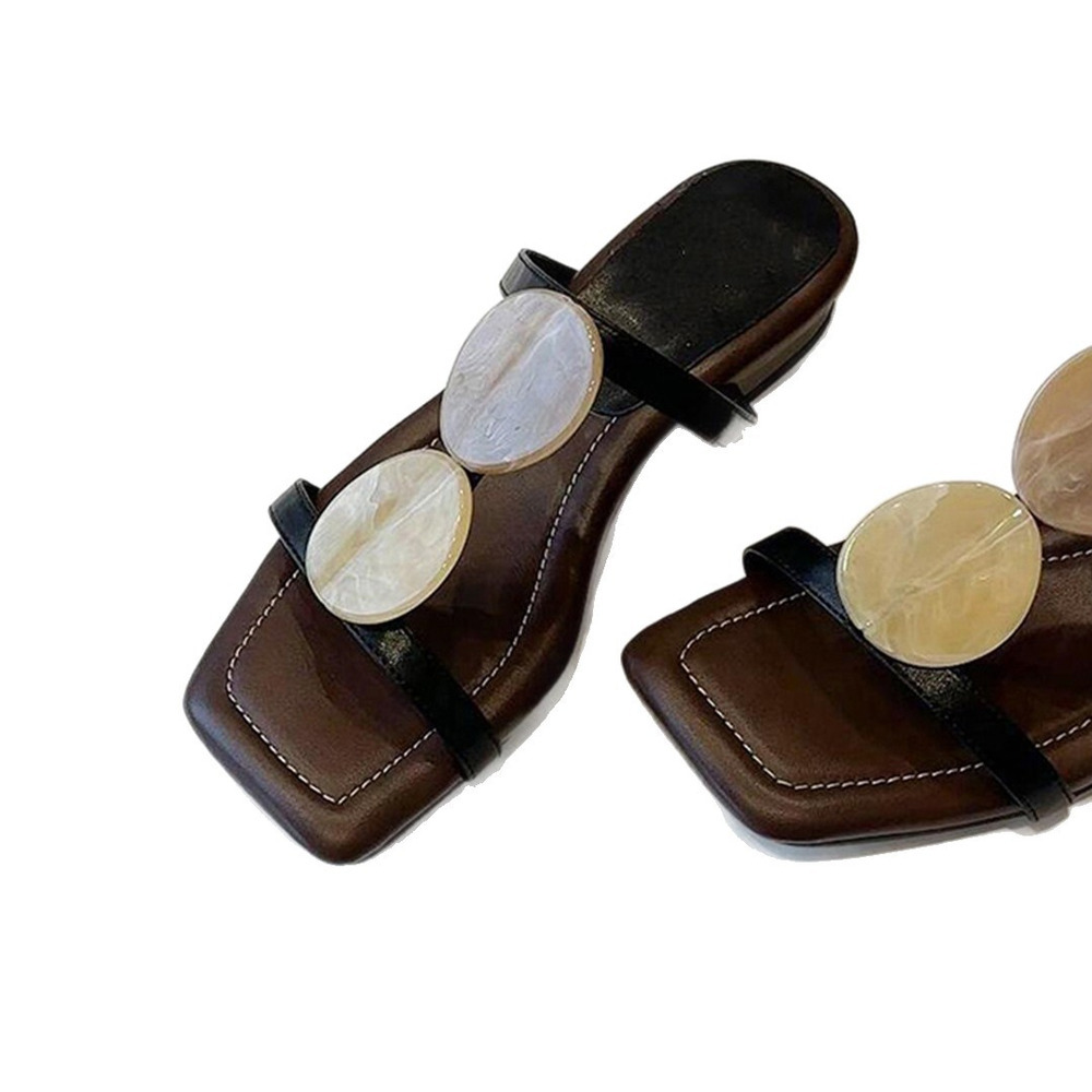 Korean Style Shell Ornament Square Toe Low Heel Sandals
