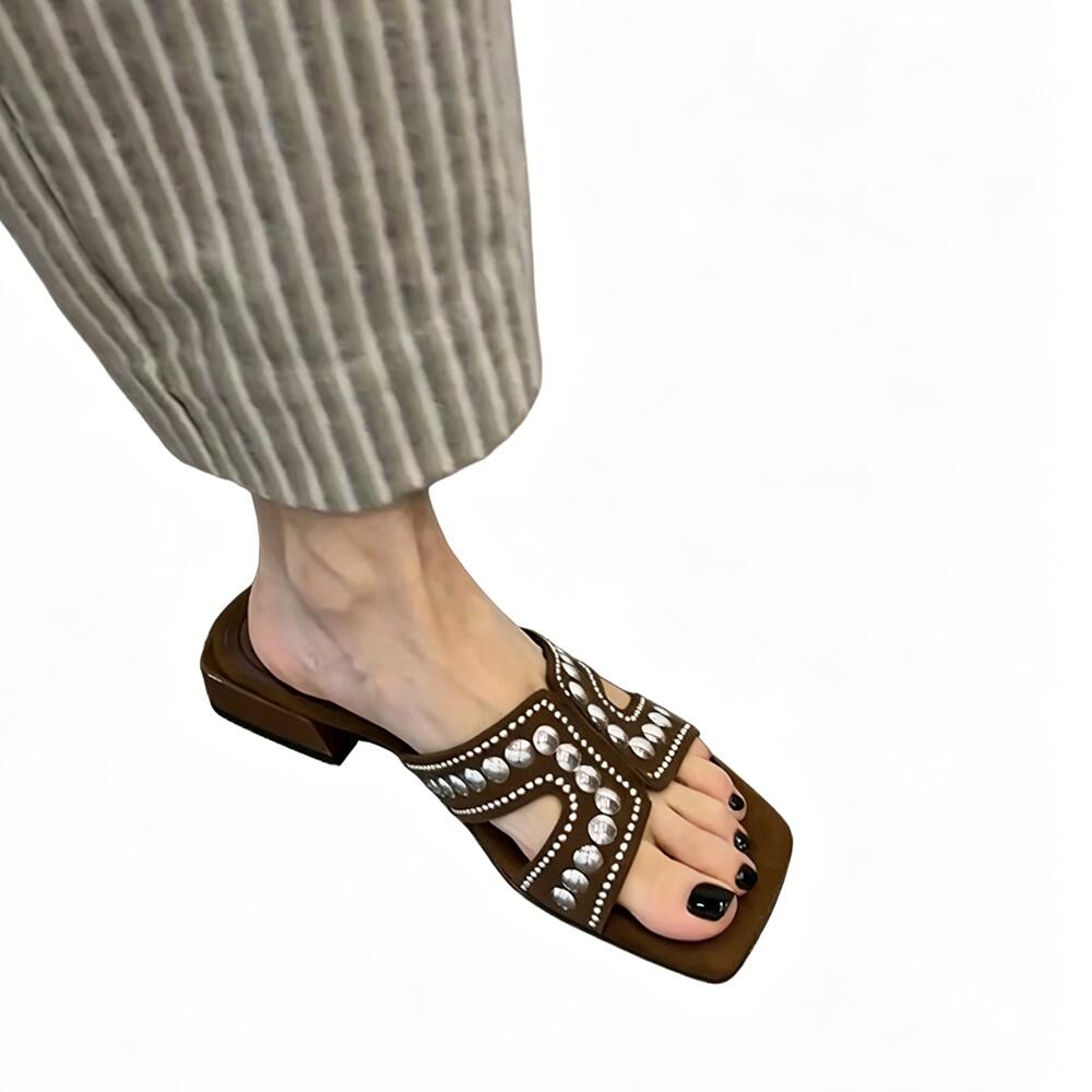 Western‑Style Rivet Rhinestone Square‑Toe Slides, Retro Brown Suede Flat Sandals for Y2K Outfits