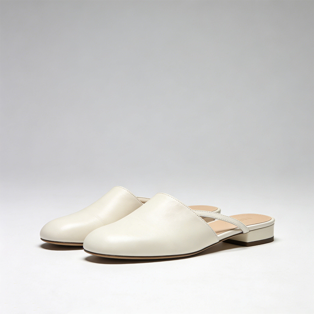 Flat Mules